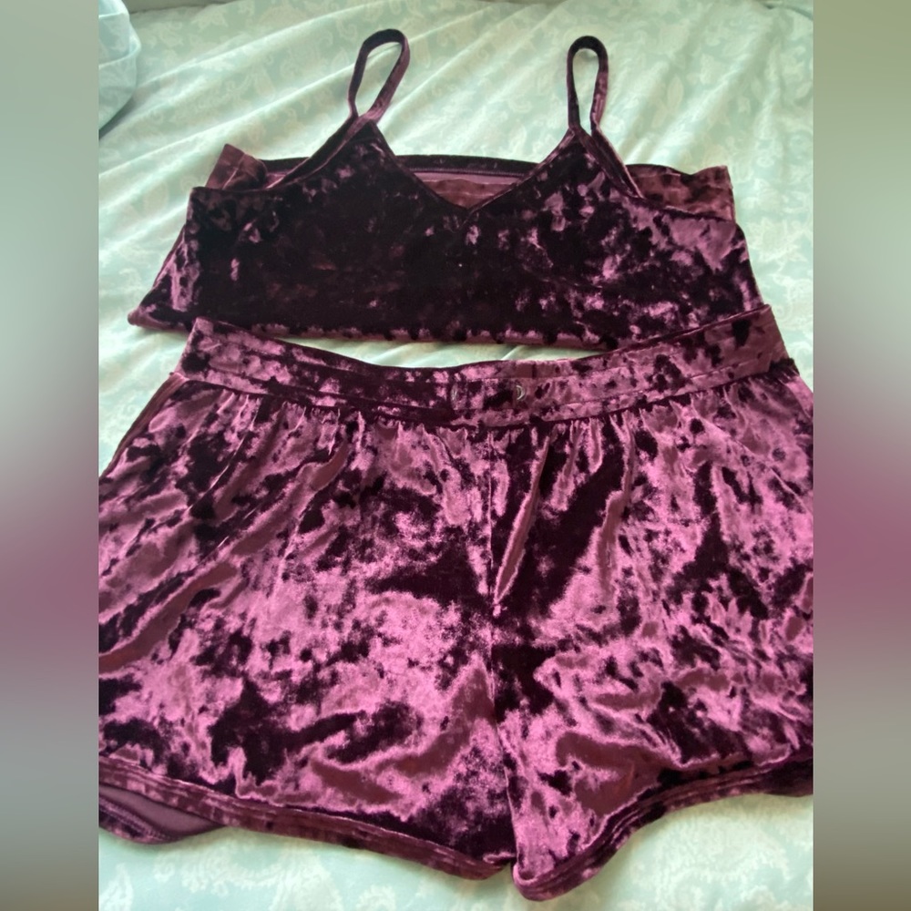 VS PINK velvet pj set
